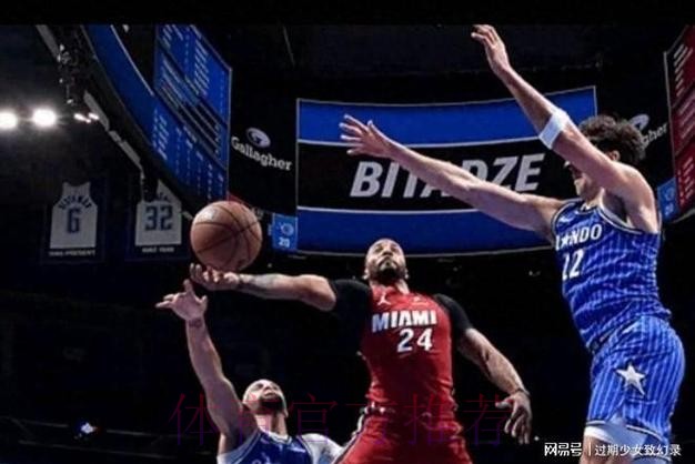 贝恩接球三分投进，魔术开局打出10-2鹈鹕直接叫出暂停